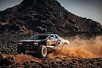 Los Ford Raptor T1+ apuntan al podio en el Dakar.